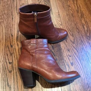 Great Condition! Bandolino Ankle Booties